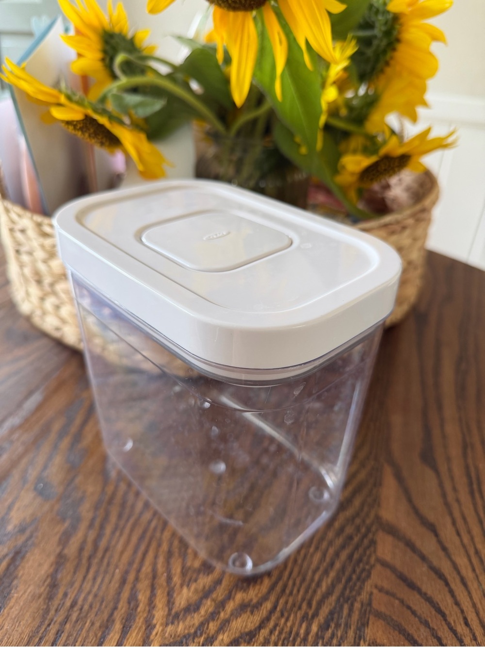 OXO pop food storage container 1.7qt/1.5L